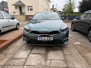 Kia cee'd / Ceed 1.5 T-GDI DCT Spirit Spirit