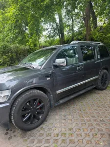 Other infiniti qx56 v8 5.6 benzin