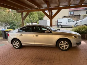 Volvo S60 T3 Powershift Kinetic
