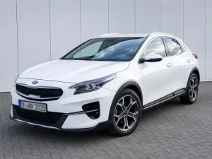 Kia XCeed 1.5 T-GDI 48V DCT Spirit  JBL - 8 fach