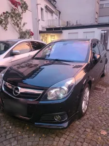 Opel Signum 1.9 CDTI 150 AG  OPC Line