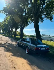 BMW Oldscool BMW E30 316i H-Kennzeichen