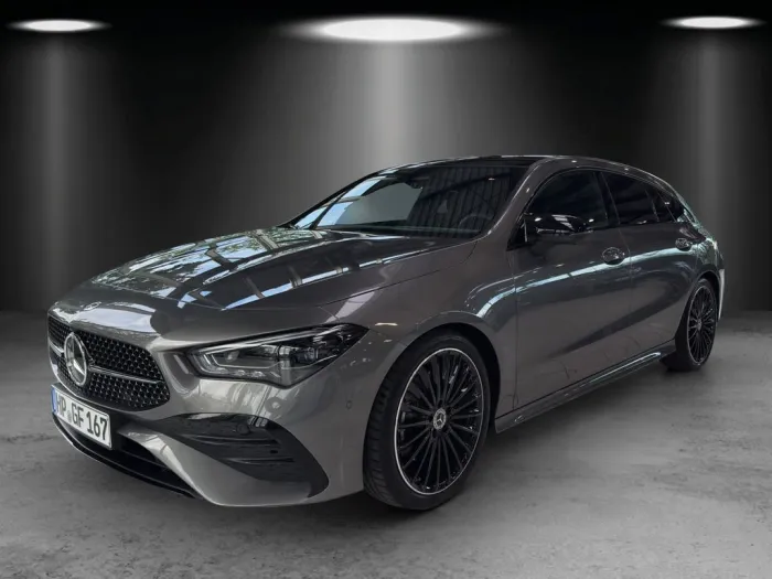 Mercedes-Benz CLA 200 Shooting Brake AMG Pano AHK Distronic