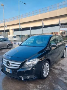 Mercedes-Benz Mercedes-benz B 160 CDI Premium CON SOLO 67000 K
