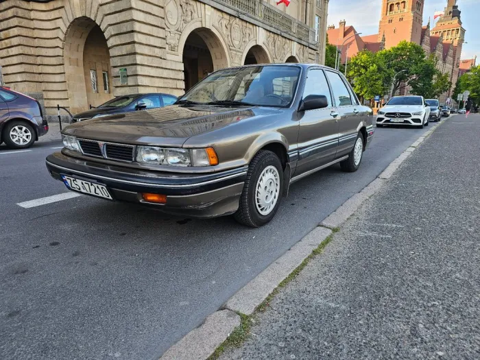 Mitsubishi Galant USA version