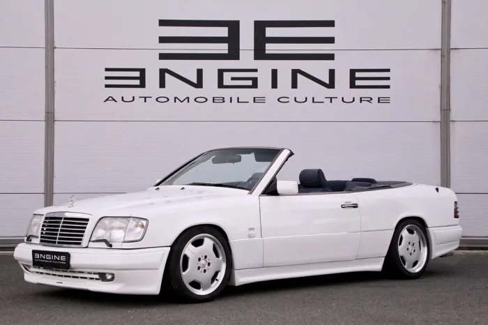 Mercedes-Benz E 320