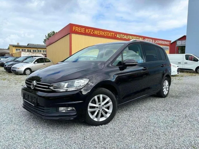 Volkswagen Touran Comfortline NAVI,2xPDC,Tempom+ACC,Service