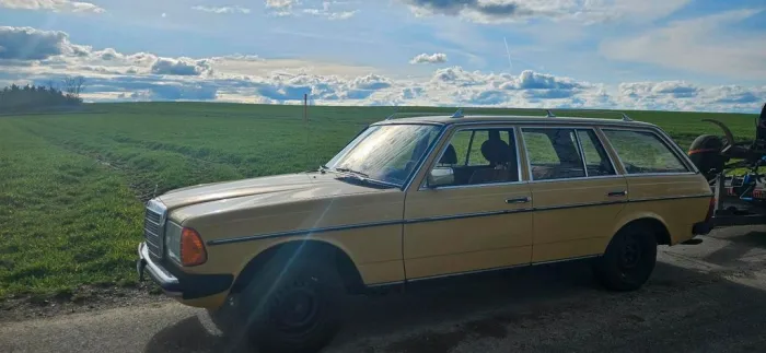 Mercedes-Benz Mercedes S123 W123 Kombi 240TD T-Modell