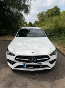 Mercedes-Benz CLA 180, AMG Line, Benzin, Unfallfrei