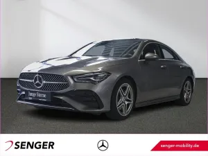 Mercedes-Benz CLA 200 AMG Premium Panorama Standheizung 360°K.