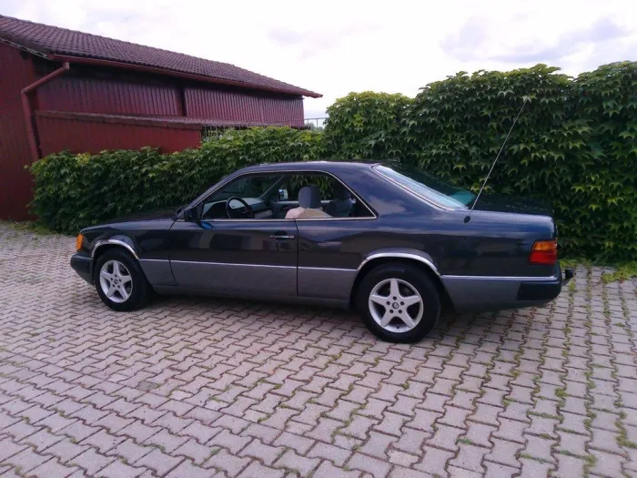 Mercedes-Benz DB 230 CE Coupe  Oldtimer  alles noch im g...