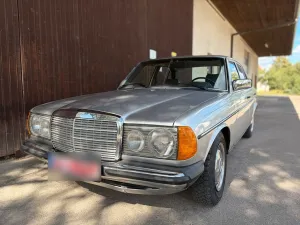 Mercedes-Benz Mercedes W123 200 D H-Kennzeichen