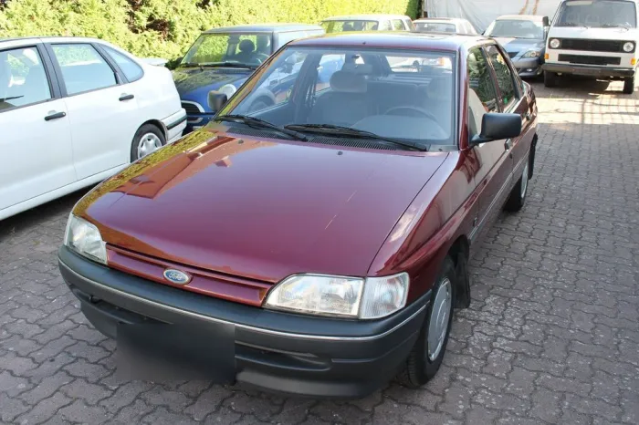 Ford Escort,1 Hand,Original 39980 KM!!!!Ne...