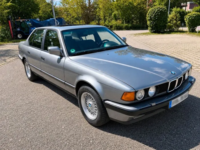BMW 730i E32 - H-Kennzeichen - 2. Hand - Schalter