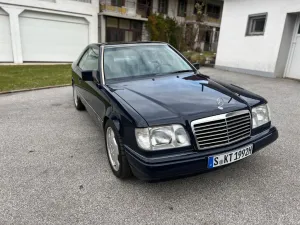 Mercedes-Benz W124 Coupe 300CE 24V