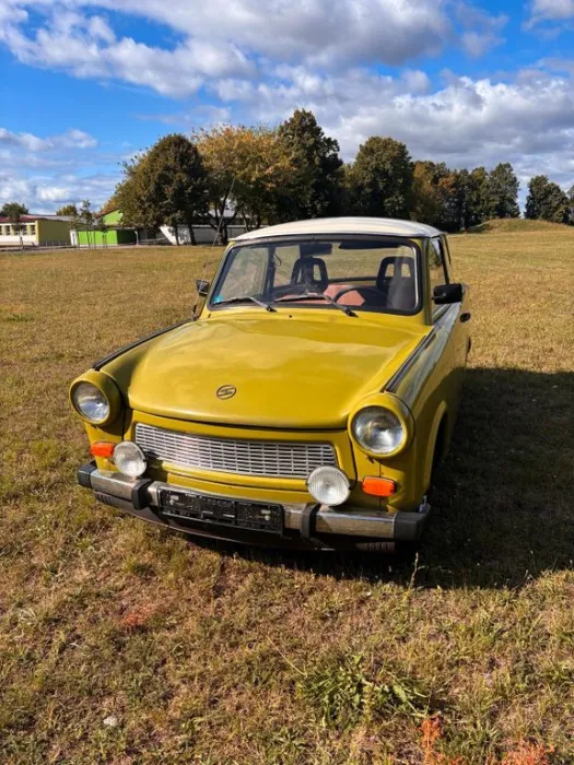 Trabant 601 Deluxe