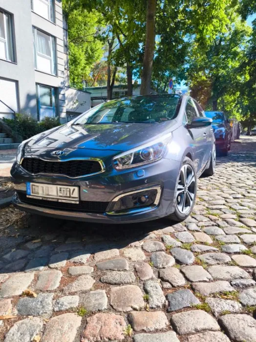 Kia cee'd 1.6 GDI DCT Platinum Vollausst. Allwetter