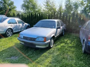 Opel Rekord E2 