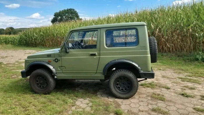 Suzuki Samurai  Kultiger Geländewagen mit...