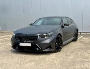 BMW M5 Hybrid M Drivers Package, 305 km/h, Carbon