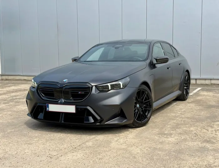 BMW M5 Hybrid M Drivers Package, 305 km/h, Carbon