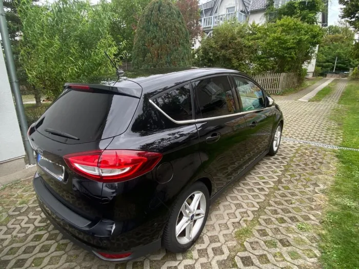 Ford C-Max 1,5 EcoBoost 110kW Titanium Auto 