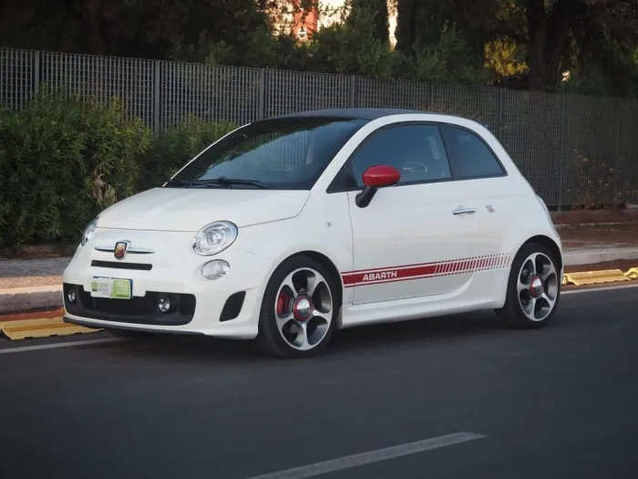 Abarth 500 C 1.4 Turbo T-Jet MTA
