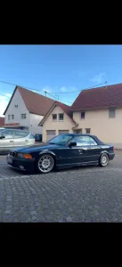 BMW E36 325i Cabrio - neu lackiert kein ro...