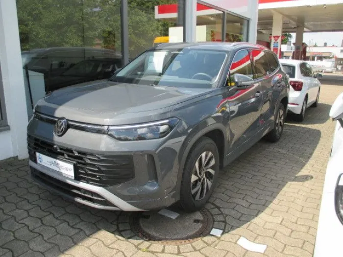 Volkswagen Tayron 1.5 eTSI 110 kW Life +KAM+NAV 5-Sitzer