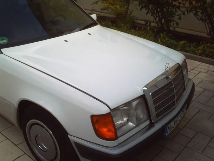 Mercedes-Benz 260