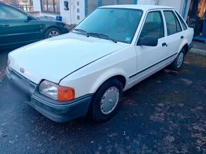 Ford Oldtimer Escort MK4