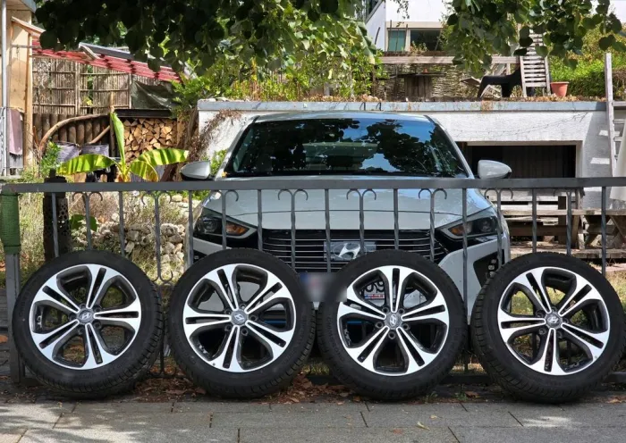 Hyundai Gepflegtes und sehr sparsames Hyundai IONI...