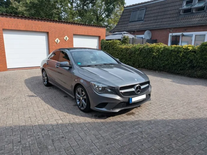 Mercedes-Benz CLA 180 Urban -TÜV&Service NEU Kamera 8-fach 18