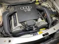 Audi V8