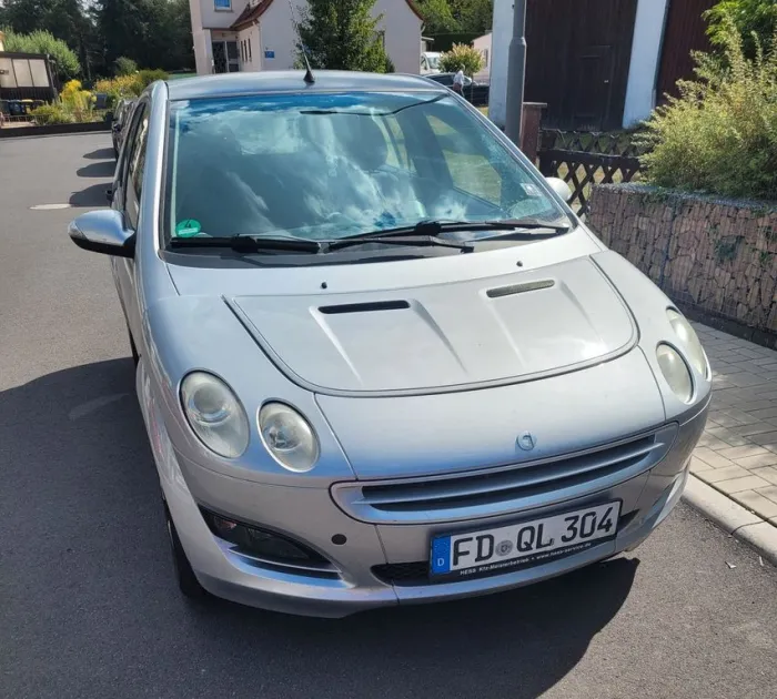 Smart Einen FORFOUR 1.3 SMART Personenkraftwagen...