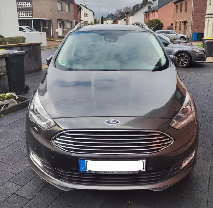 Ford Grand C-Max 1,5 EcoBoost 110kW Cool & Connec...