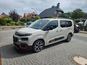 Citroën Berlingo PureTech 130 S&S SHINE XL 7-Sitzer ...