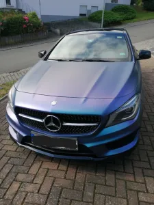 Mercedes-Benz CLA 200 mit Effektfolie