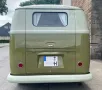 Volkswagen T1 Bulli mango im Traumzustand