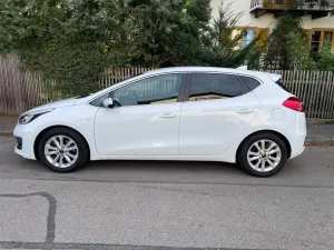 Kia cee'd / Ceed 1.4 CVVT Dream-Team Edition6 Dr...