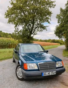 Mercedes-Benz W124 230E mit neuem TÜV Sehr...