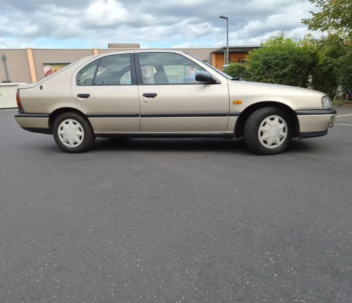 Nissan Primera 2.0 SLX SLX