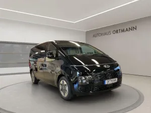 Hyundai STARIA 9-Sitzer 2.2 Diesel 