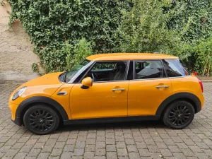 MINI One - Automatik - Navi - Abstandstempomat