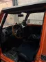 Suzuki Samurai mit vielen Ersatzteilen