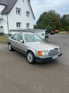 Mercedes-Benz 230E W124 - Liebhaberfahrzeug