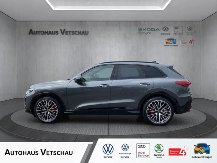 Audi Q5 2.0 TDI S-tronic edition one/S-line/AHK/Sthzg