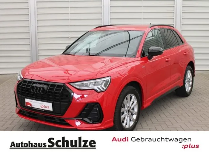 Audi Q3 35 TFSI S-TRONIC+S-line+MATRIX+SONOS+NAVI+SHZ
