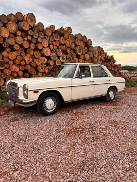 Mercedes-Benz Mercedes Benz Strich8 /8 w114 Diesel 240d ...