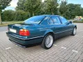 BMW gepflegter ascot-grüner BMW 740